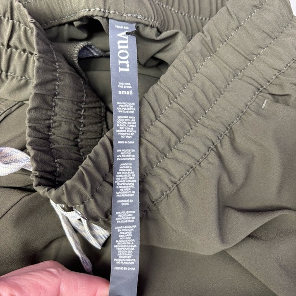 Vuori Weekend Jogger - Picture 9 of 10